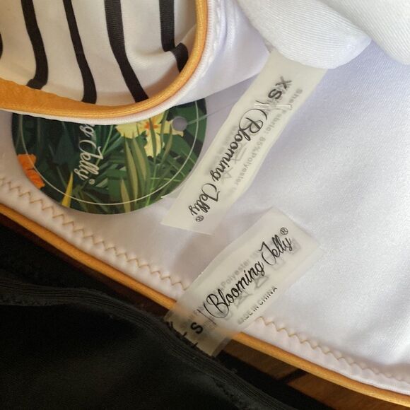 Blooming Jelly Black and White Strip High Waisted Bikini Sz XS NWT - Picture 5 of 5